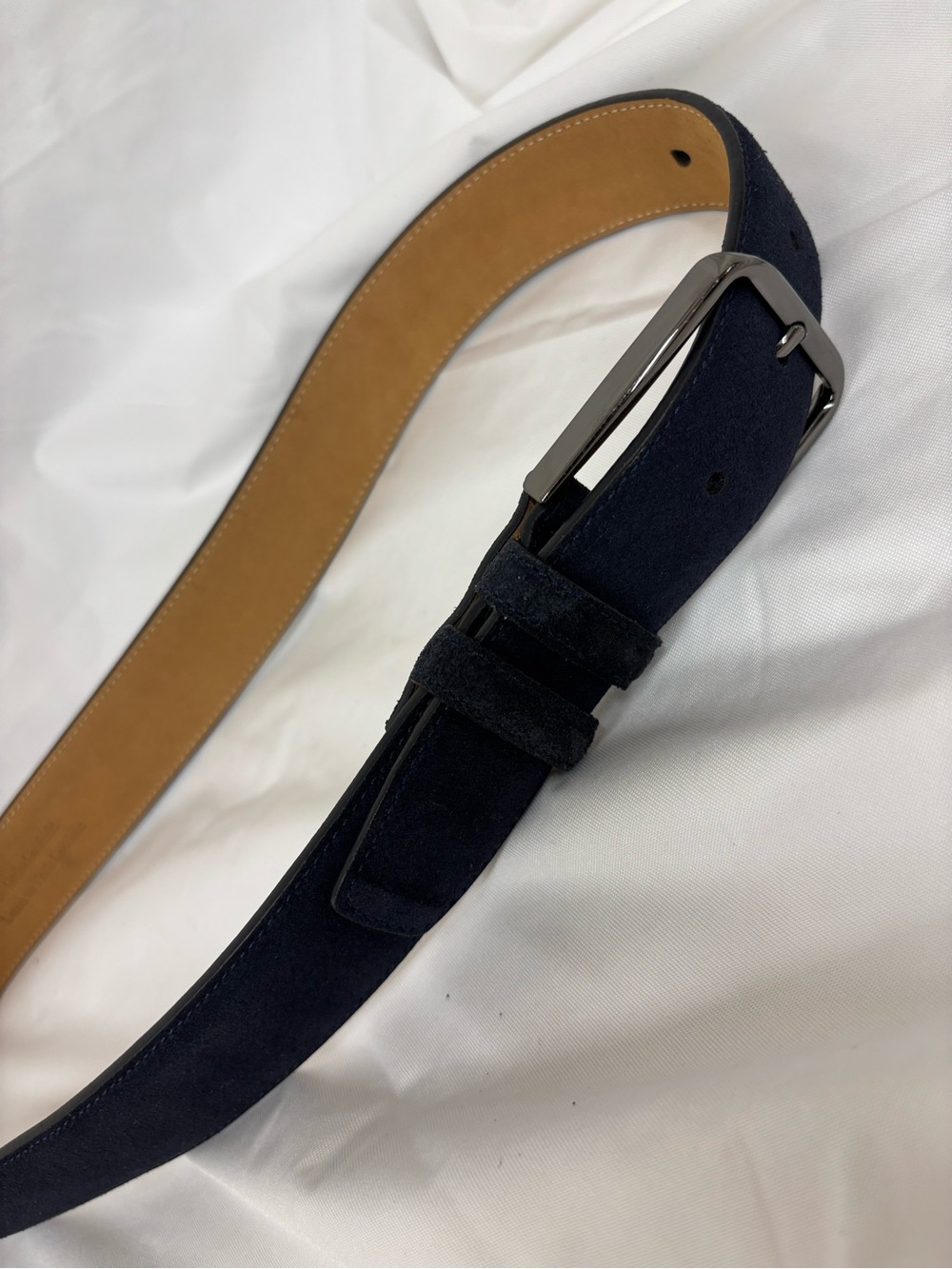 Bloomingdale’s Navy Suede Full Grain Cowhide Leather Belt